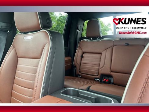 New 2026 GMC Sierra 3500 Denali Ultimate AWD/4WD image 33