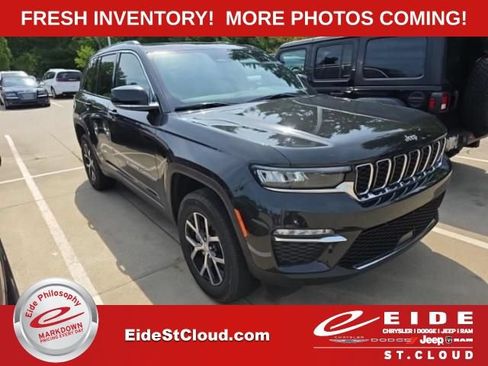 Used 2023 Jeep Grand Cherokee Limited AWD/4WD image 1