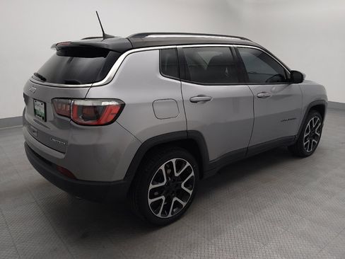 Used 2018 Jeep Compass Limited w/ Navigation Group FWD image 10