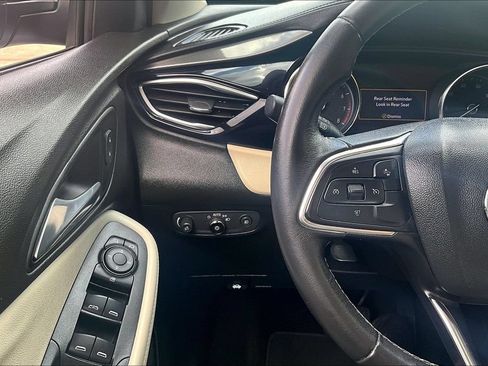 Used 2020 Buick Encore GX Preferred w/ Sport Touring Package FWD image 26