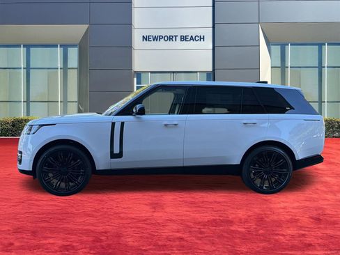 New 2026 Land Rover Range Rover Long Wheelbase SE image 2
