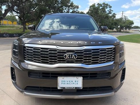 Used 2021 Kia Telluride EX w/ EX Premium Package FWD image 7