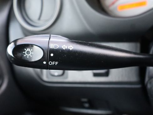 Used 2005 Toyota RAV4 4WD image 30