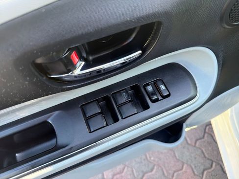 Used 2014 Toyota Prius C One FWD image 9