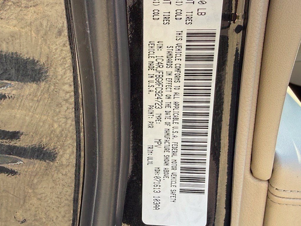 Used 2015 Jeep Grand Cherokee Limited AWD/4WD image 28