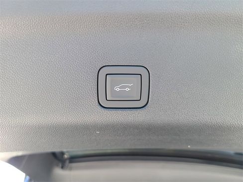 New 2026 Chevrolet Suburban LT w/ Comfort Package image 12