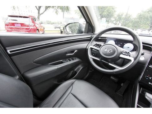 Certified 2023 Hyundai Tucson SEL w/ Convenience Package AWD/4WD image 9