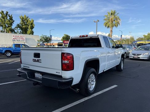 Used 2018 GMC Sierra 1500 SLE w/ SLE Value Package RWD image 3