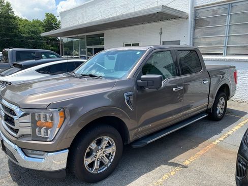 Used 2021 Ford F150 XLT w/ Equipment Group 302A High RWD image 2