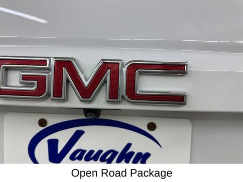 Used 2020 GMC Yukon SLT w/ Open Road Package AWD/4WD image 18
