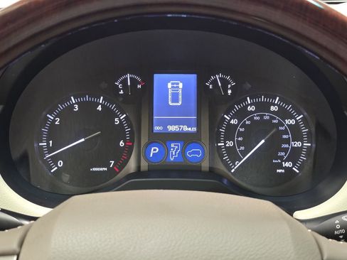 Used 2011 Lexus GX 460 Premium w/ Comfort Plus Pkg image 38