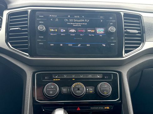 Used 2021 Volkswagen Atlas SEL R-Line image 29