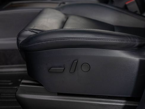 Used 2020 Tesla Model X Long Range image 16