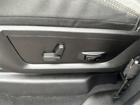 Used 2022 RAM 2500 Big Horn w/ Level A Equipment Group image 15