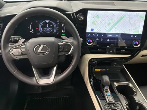 Used 2024 Lexus NX 350h AWD image 33