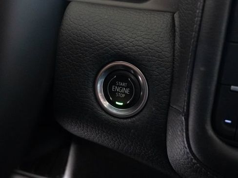 Used 2023 GMC Yukon Denali AWD/4WD image 38