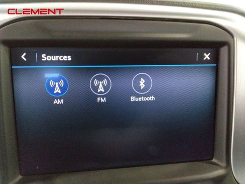 Used 2020 GMC Sierra 1500 Elevation image 19