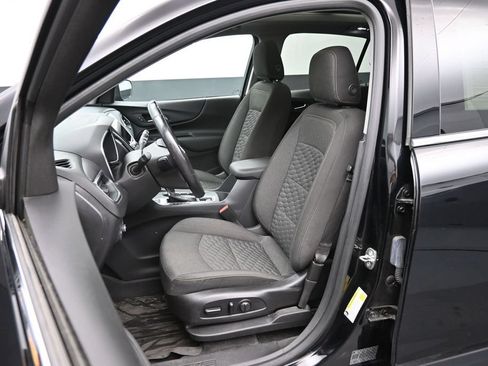 Used 2019 Chevrolet Equinox LT w/ Sun & Navigation Package AWD/4WD image 21