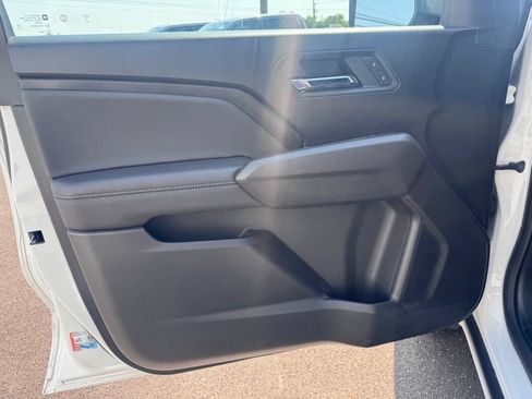 Used 2023 Chevrolet Colorado LT w/ LT Convenience Package II RWD image 11