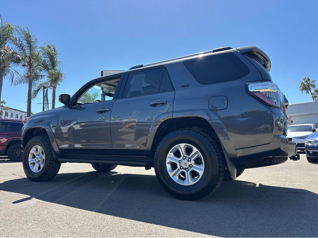 Used 2019 Toyota 4Runner SR5 Premium AWD/4WD image 3