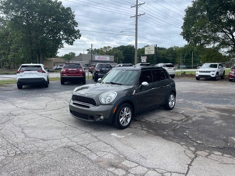 Used 2012 MINI Cooper Countryman S FWD image 1
