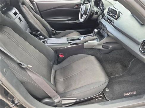 Used 2016 MAZDA MX-5 Miata Sport RWD image 15