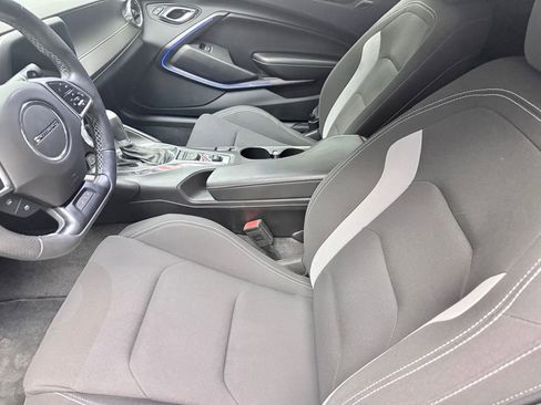 Used 2017 Chevrolet Camaro SS image 10