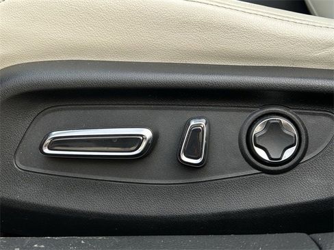 Certified 2023 Acura Integra A-Spec image 28