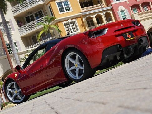 Used 2019 Ferrari 488 GTB RWD image 71