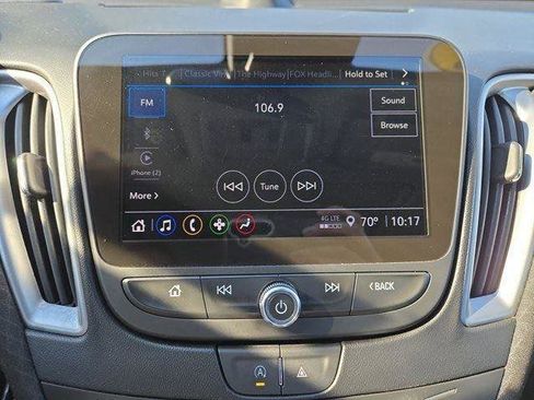 Used 2023 Chevrolet Malibu LT FWD image 18