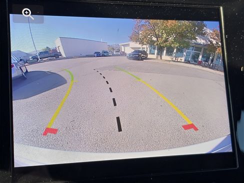 Used 2024 Jeep Grand Cherokee Altitude image 5