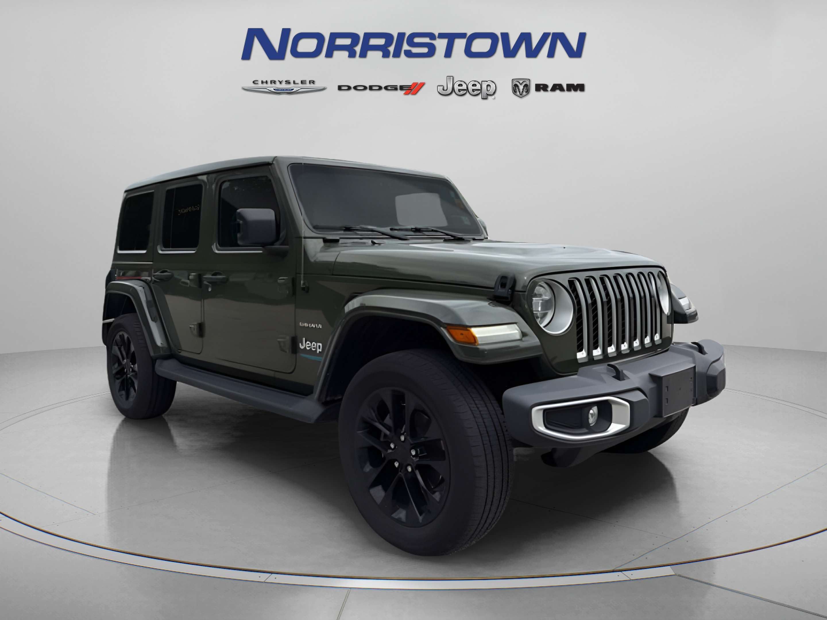 Used 2021 Jeep Wrangler Unlimited Sahara w/ Cold Weather Group AWD/4WD image 1