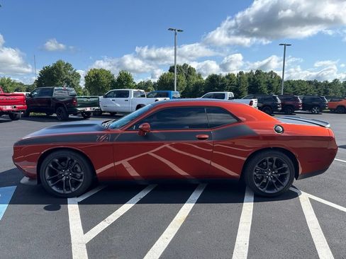 Used 2022 Dodge Challenger R/T w/ T/A Package RWD image 5