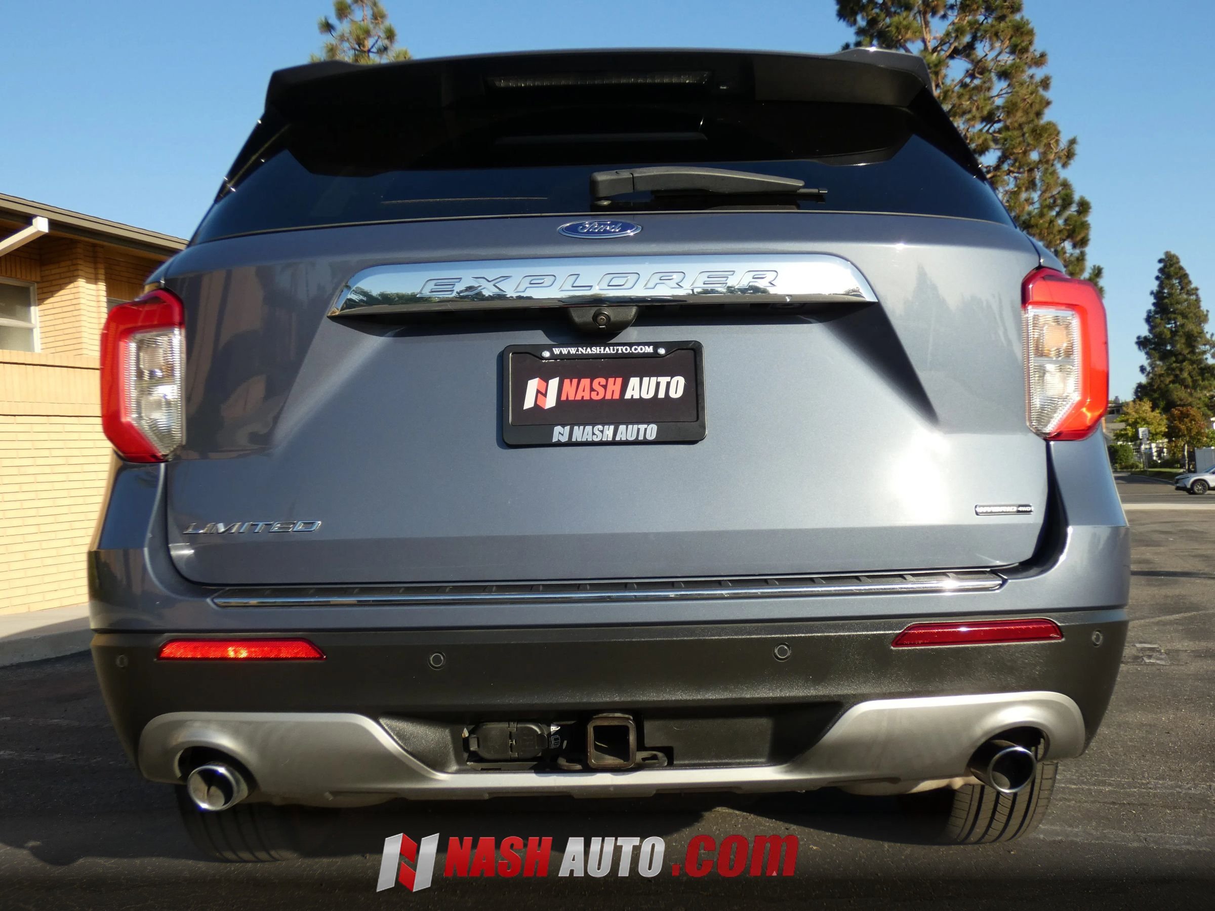 Used 2021 Ford Explorer Limited AWD/4WD image 10
