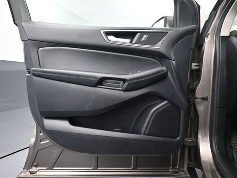 Used 2019 Ford Edge SEL w/ Equipment Group 201A image 18