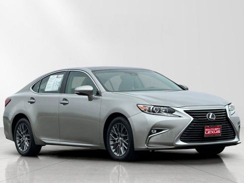 Used 2018 Lexus ES 350 w/ Navigation System Package FWD image 8