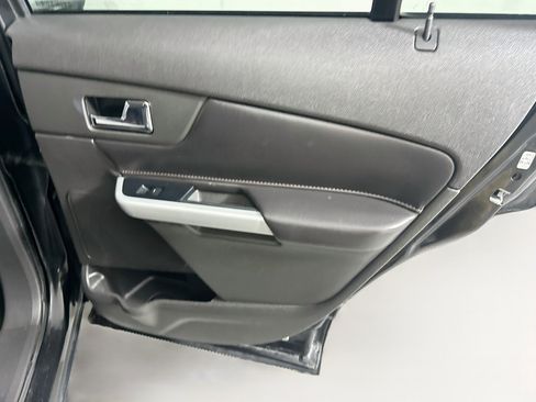 Used 2014 Ford Edge SEL w/ Equipment Group 205A FWD image 31