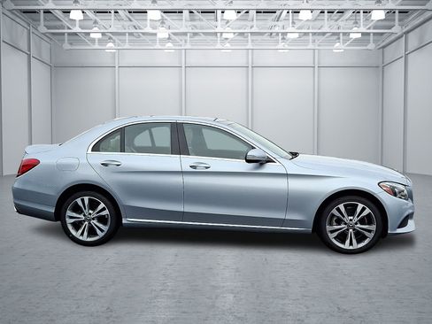 Certified 2018 Mercedes-Benz C 300 4MATIC Sedan image 7