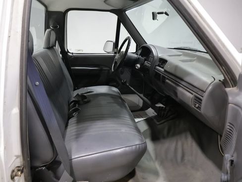 Used 1993 Ford F150 2WD Regular Cab image 7