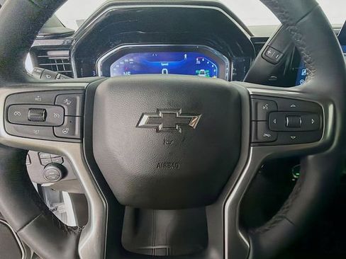 Used 2023 Chevrolet Silverado 1500 RST w/ Z71 Off-Road Package AWD/4WD image 13