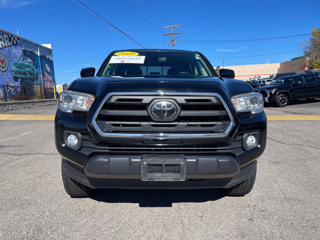 Used 2019 Toyota Tacoma SR5 AWD/4WD image 8