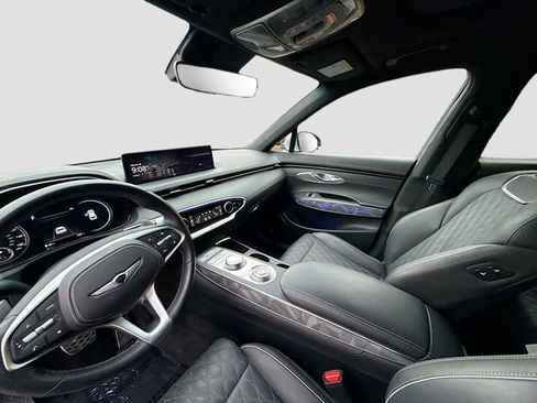 Used 2024 Genesis GV70 3.5T Sport w/ Sport Advanced Package image 21