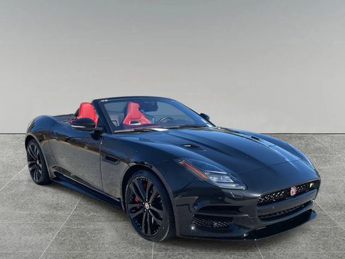 Used 2020 Jaguar F-TYPE R image 8