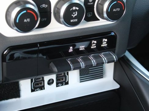 Used 2022 RAM 1500 Laramie w/ Sport Appearance Package image 28