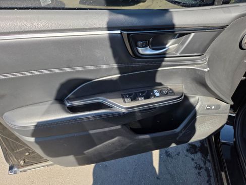 Used 2018 Honda Clarity Plug-In Hybrid image 6