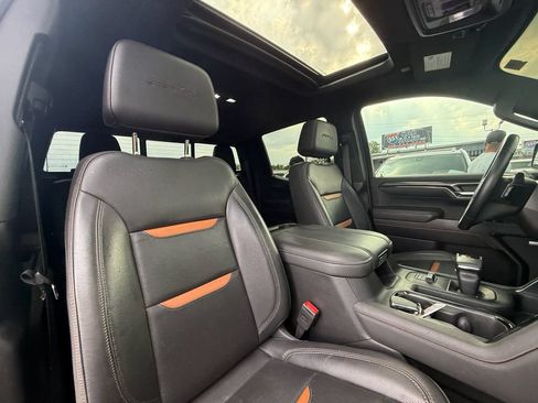 Used 2023 GMC Sierra 1500 AT4 w/ Technology Package AWD/4WD image 24