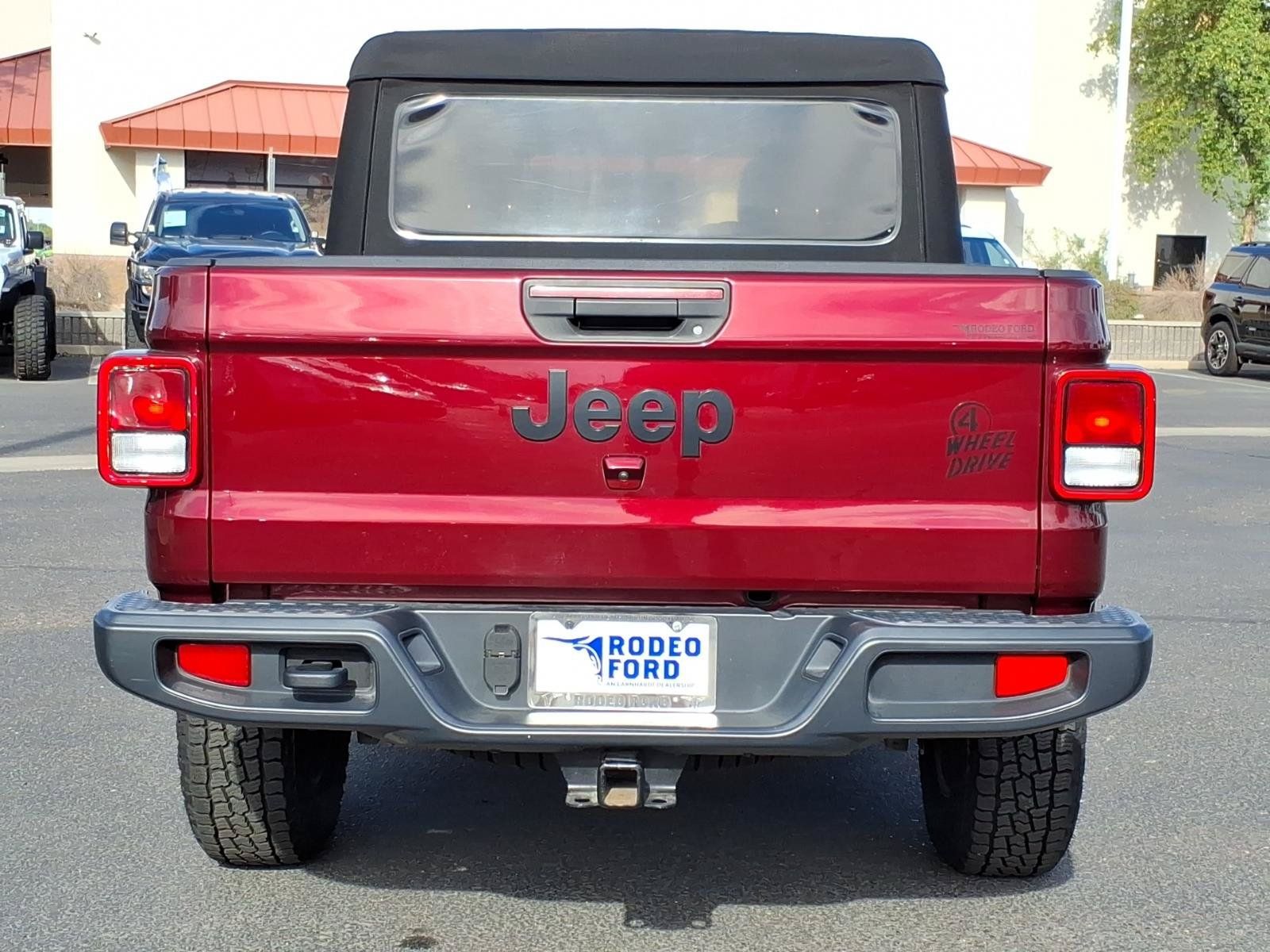 Used 2022 Jeep Gladiator Sport AWD/4WD image 4