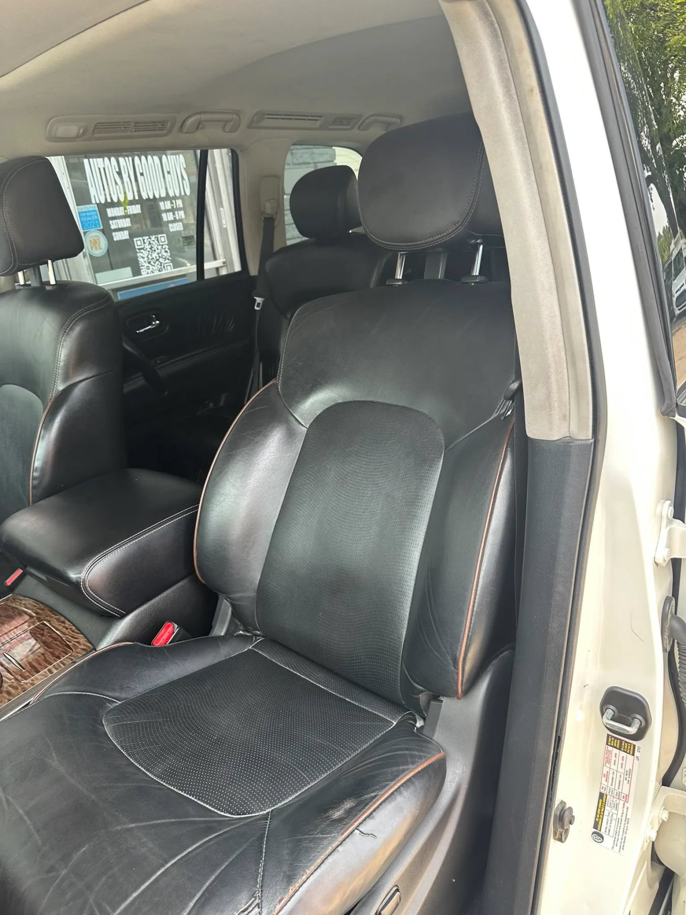 Used 2019 Nissan Armada Platinum w/ Captain's Chairs Package AWD/4WD image 8