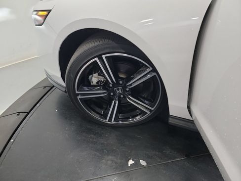 Used 2023 Honda Accord Sport image 30