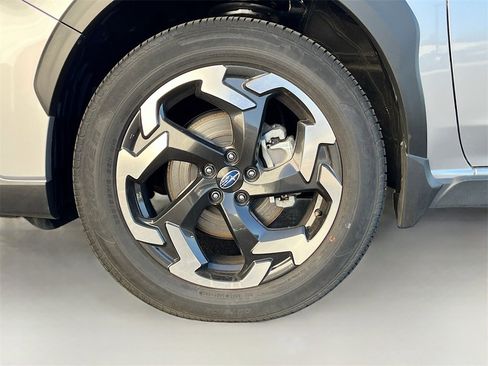 Used 2023 Subaru Crosstrek 2.5i Limited image 32